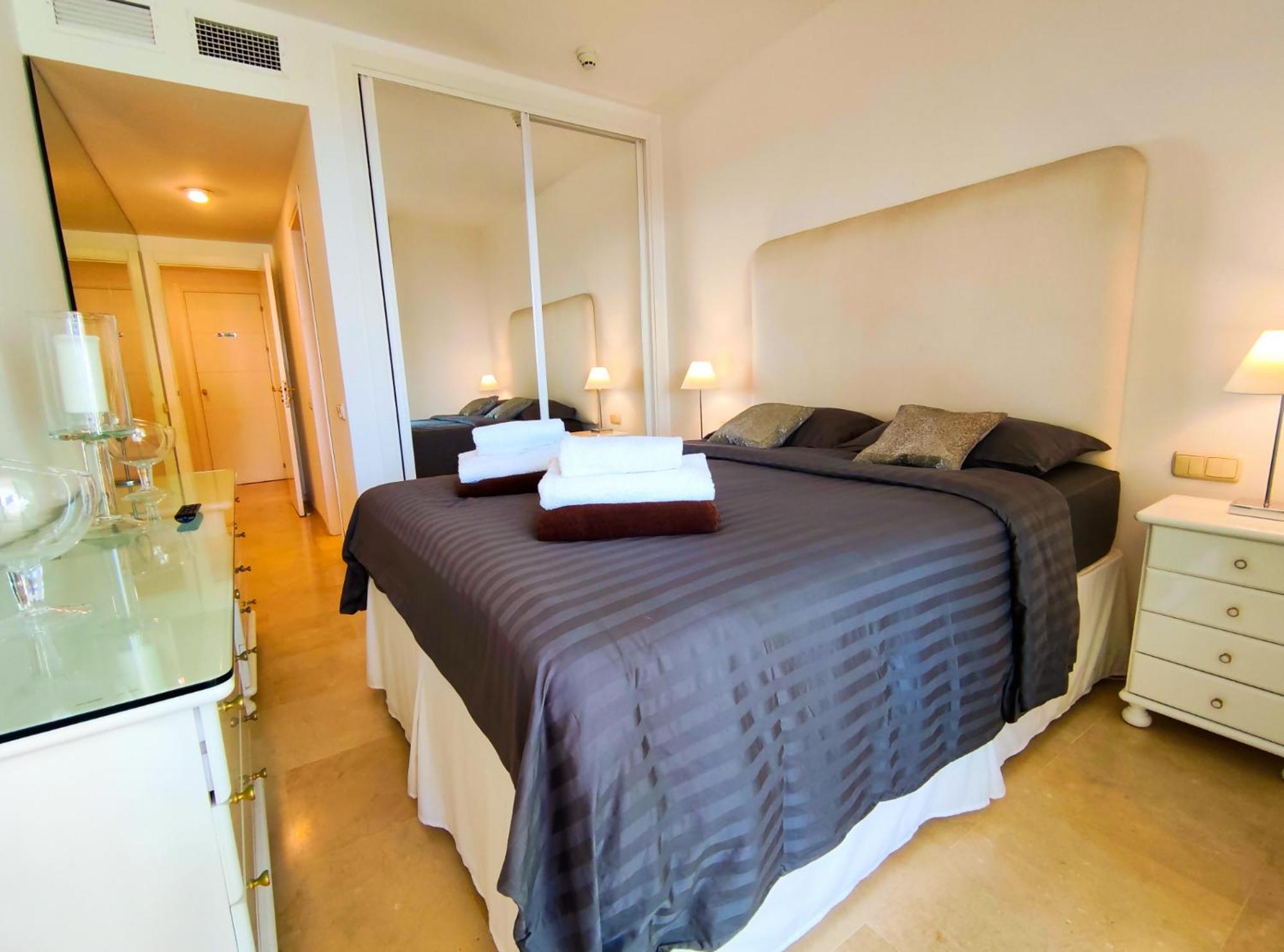 Luxury Frontline Residence Ehhouse Estepona Zewnętrze zdjęcie