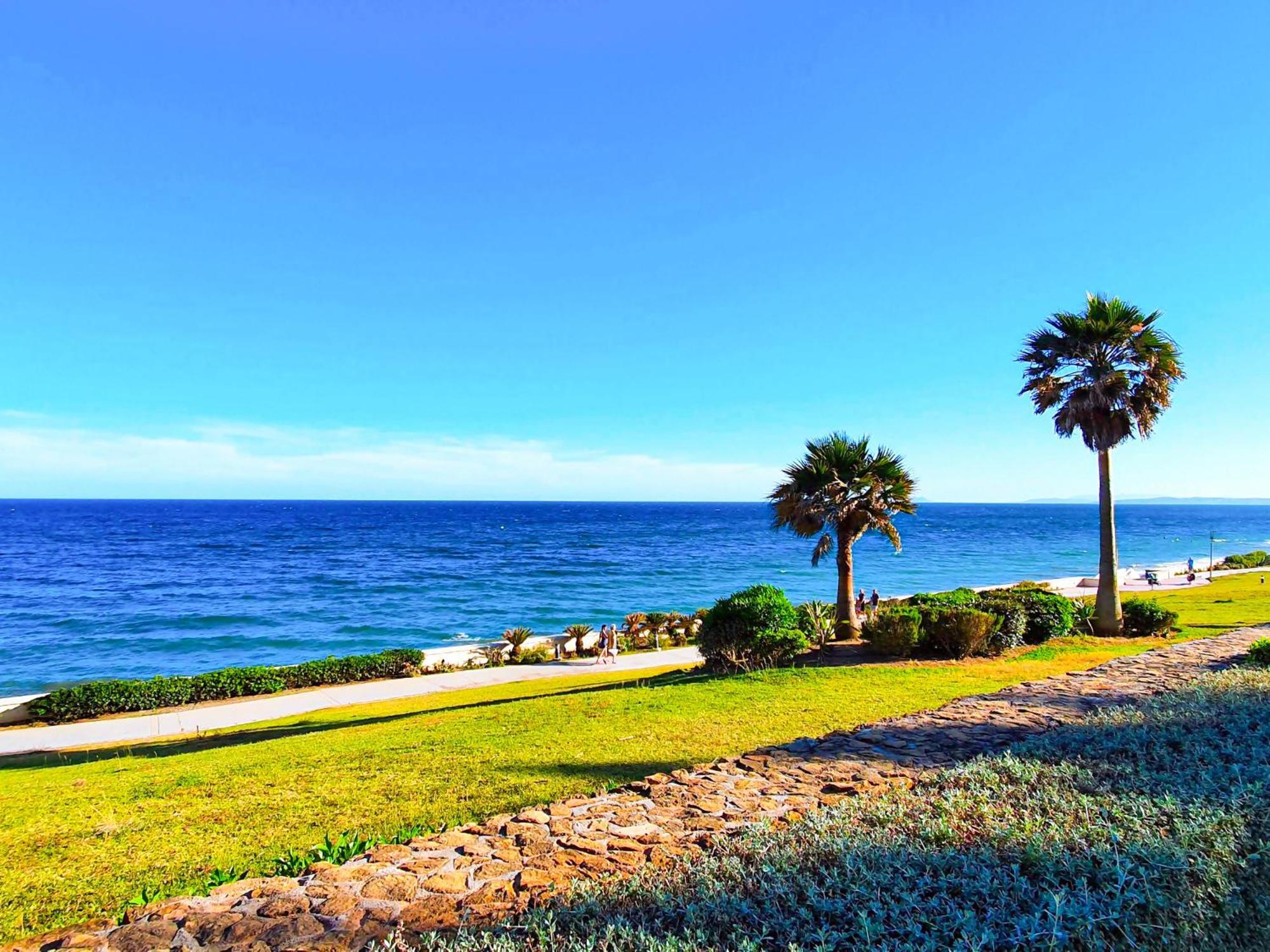 Luxury Frontline Residence Ehhouse Estepona Zewnętrze zdjęcie